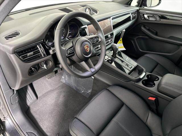 2024 Porsche Macan AWD