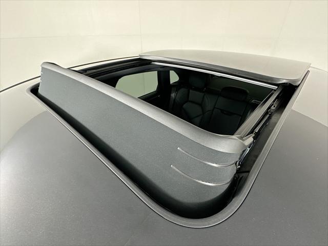 2024 Porsche Macan AWD