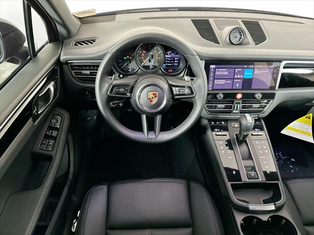2024 Porsche Macan AWD