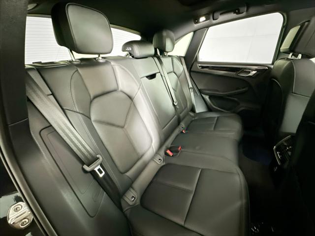 2024 Porsche Macan AWD