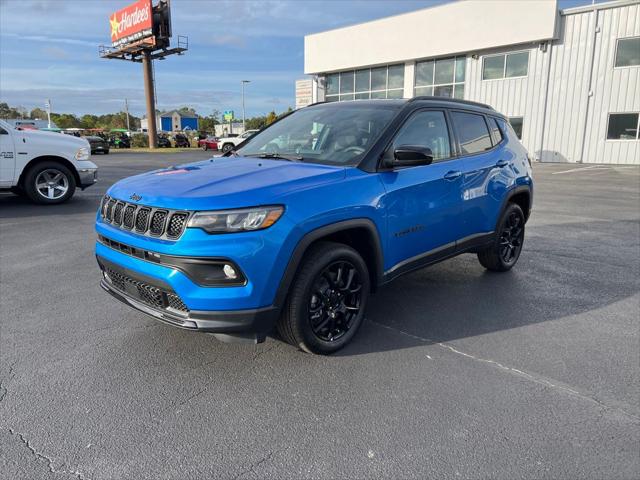 2024 Jeep Compass COMPASS LATITUDE 4X4