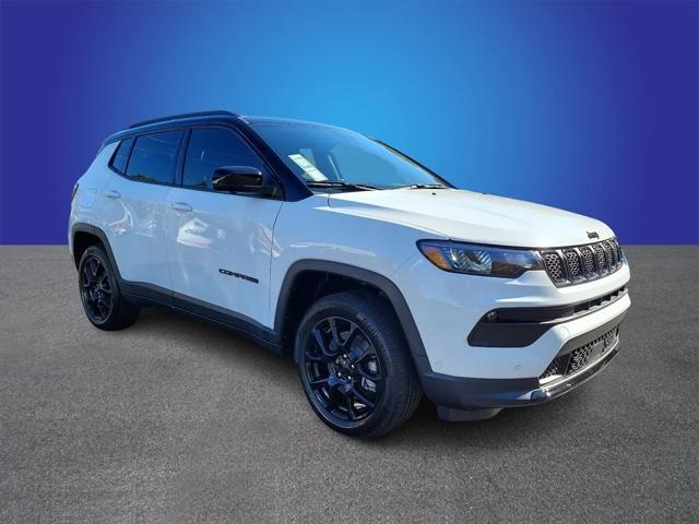 2024 Jeep Compass COMPASS LATITUDE 4X4