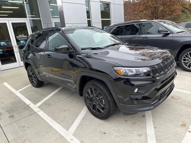 2024 Jeep Compass COMPASS ALTITUDE 4X4