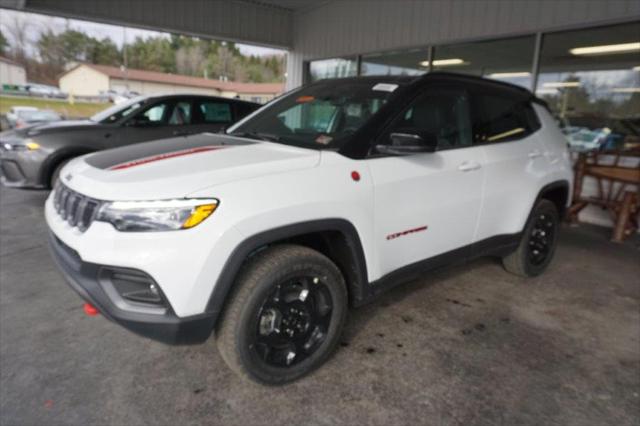 2024 Jeep Compass COMPASS TRAILHAWK 4X4