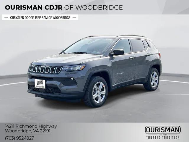 2024 Jeep Compass COMPASS LATITUDE 4X4