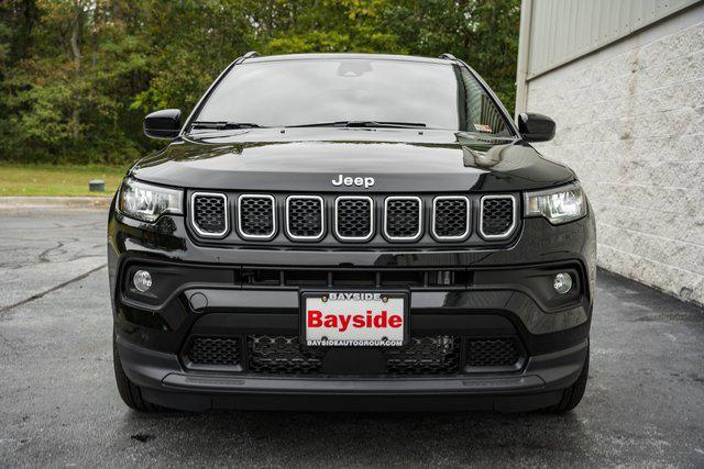 2024 Jeep Compass COMPASS LATITUDE 4X4