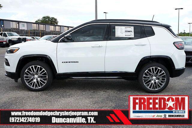 2024 Jeep Compass COMPASS LIMITED 4X4