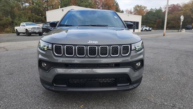 2024 Jeep Compass COMPASS LATITUDE 4X4