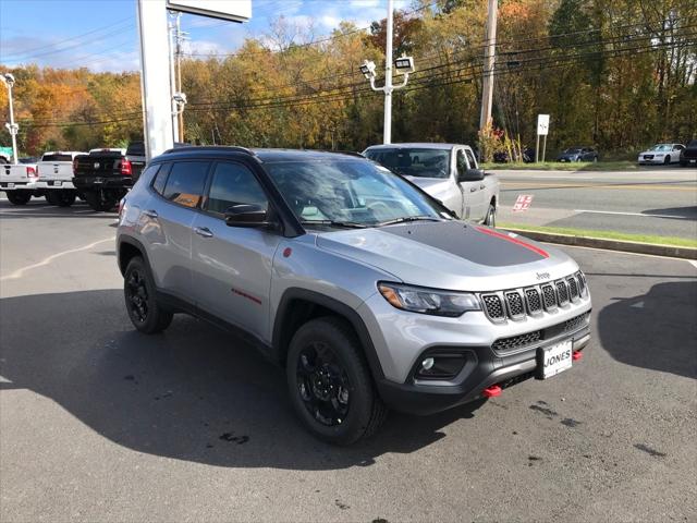 2024 Jeep Compass COMPASS TRAILHAWK 4X4