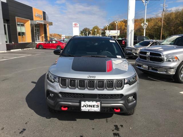 2024 Jeep Compass COMPASS TRAILHAWK 4X4