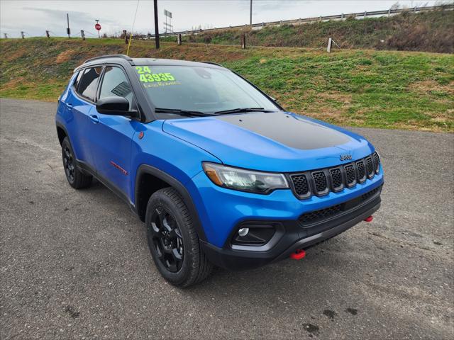 2024 Jeep Compass COMPASS TRAILHAWK 4X4