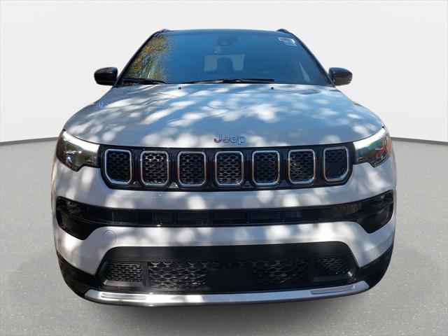 2024 Jeep Compass COMPASS LIMITED 4X4