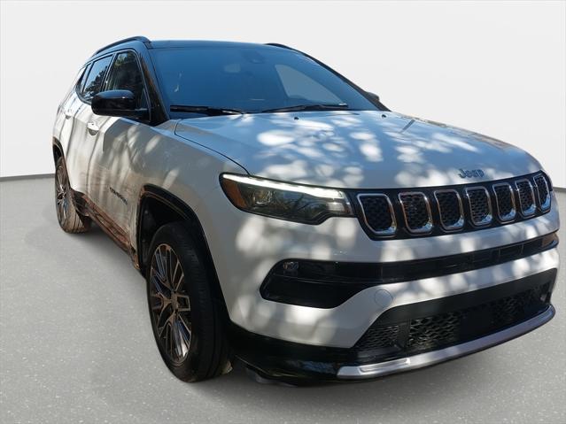 2024 Jeep Compass COMPASS LIMITED 4X4