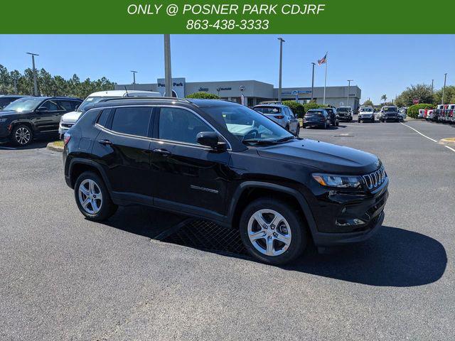 2024 Jeep Compass COMPASS LATITUDE 4X4