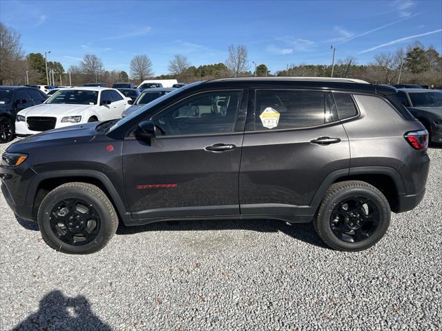 2024 Jeep Compass COMPASS TRAILHAWK 4X4