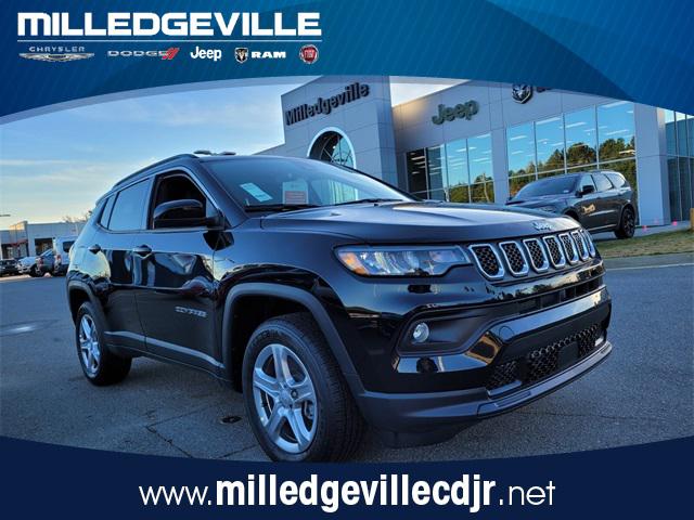 2024 Jeep Compass COMPASS LATITUDE 4X4