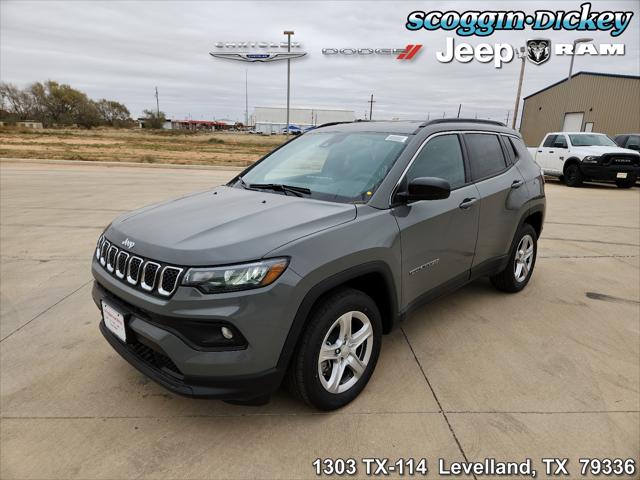 2024 Jeep Compass COMPASS LATITUDE 4X4