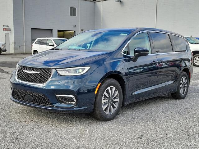 2023 Chrysler Pacifica Plug-In Hybrid PACIFICA PLUG-IN HYBRID TOURING L