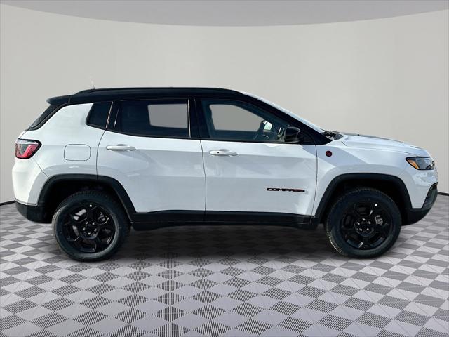 2024 Jeep Compass COMPASS TRAILHAWK 4X4