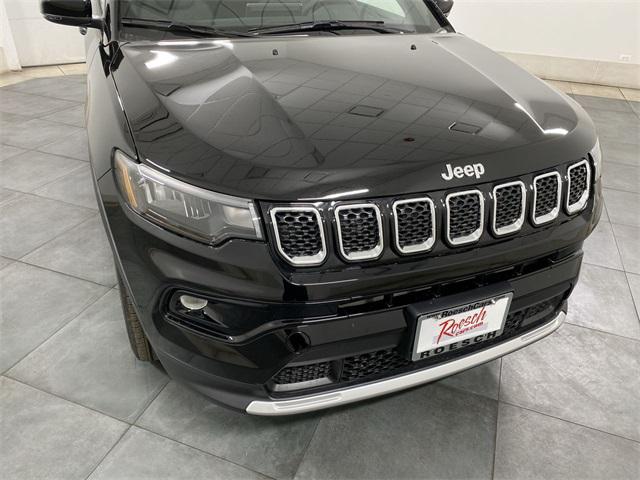 2024 Jeep Compass COMPASS LIMITED 4X4