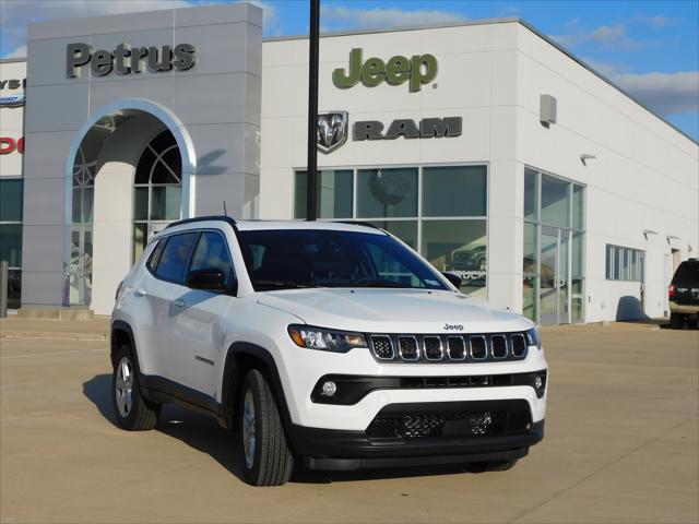 2024 Jeep Compass COMPASS LATITUDE 4X4