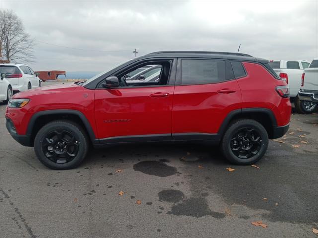 2024 Jeep Compass COMPASS TRAILHAWK 4X4