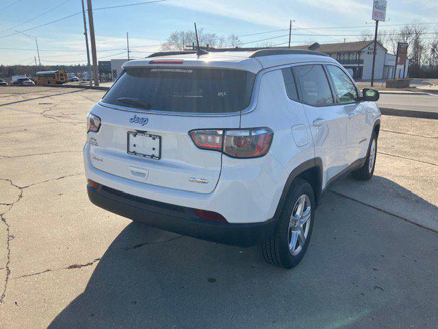 2024 Jeep Compass COMPASS LATITUDE 4X4