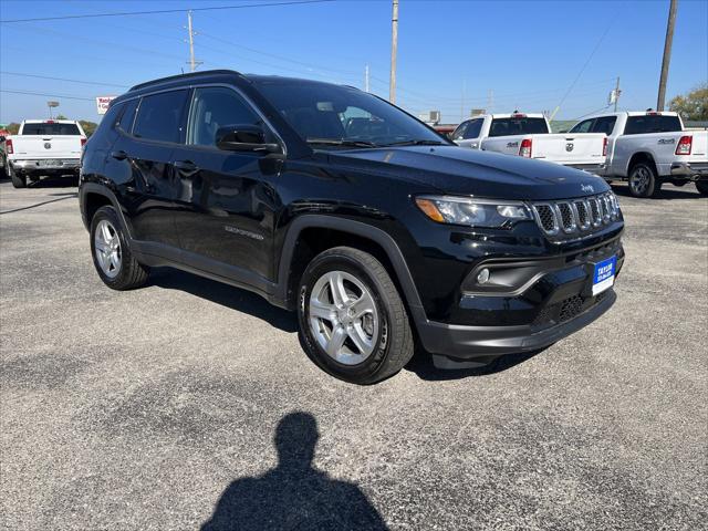 2024 Jeep Compass COMPASS LATITUDE 4X4