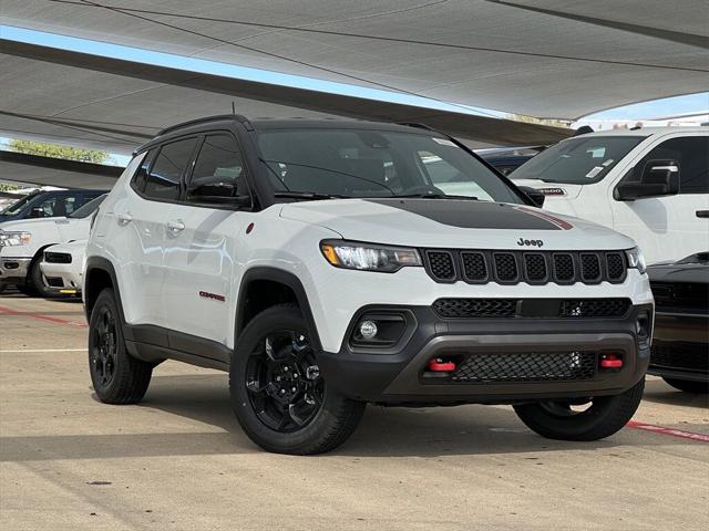 2024 Jeep Compass COMPASS TRAILHAWK 4X4