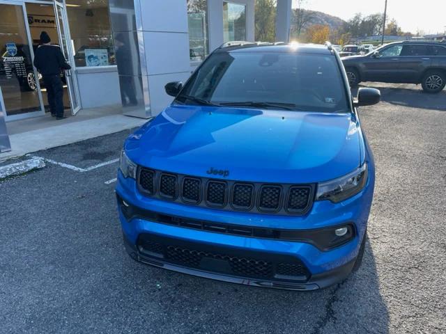 2024 Jeep Compass COMPASS LATITUDE 4X4