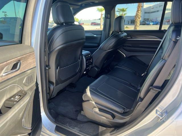 2023 Jeep Grand Cherokee GRAND CHEROKEE L OVERLAND 4X4