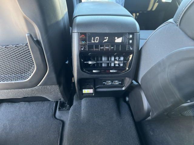 2023 Jeep Grand Cherokee GRAND CHEROKEE L OVERLAND 4X4