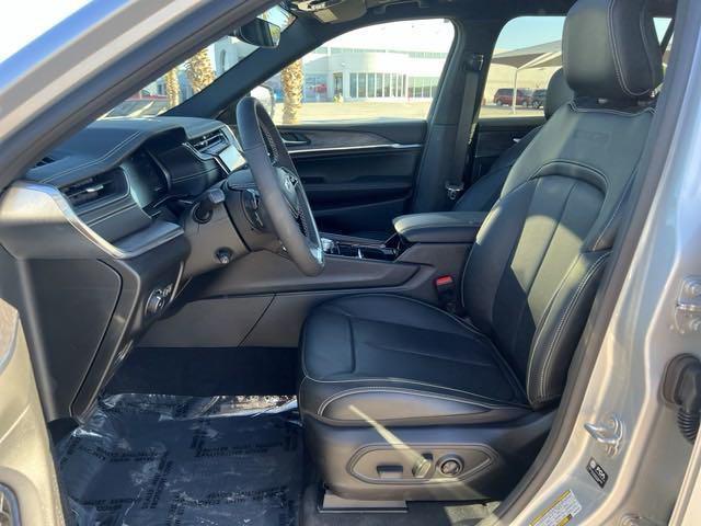 2023 Jeep Grand Cherokee GRAND CHEROKEE L OVERLAND 4X4