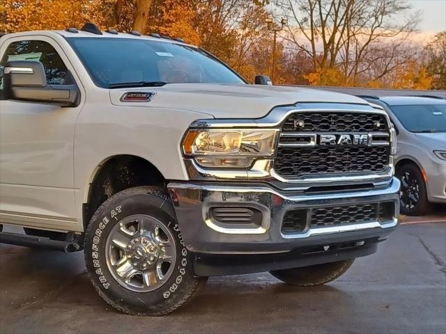 2023 RAM Ram 2500 RAM 2500 TRADESMAN REGULAR CAB 4X4 8 BOX