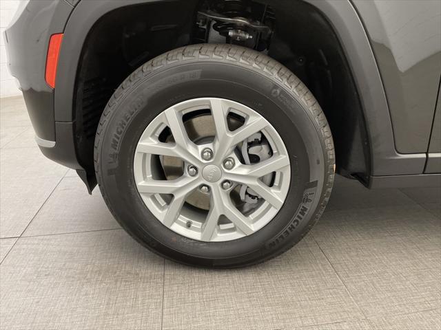 2023 Jeep Grand Cherokee GRAND CHEROKEE L LIMITED 4X4