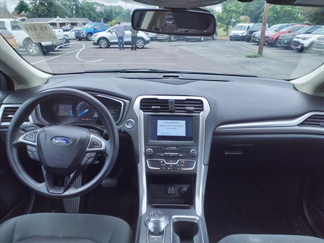2020 Ford Fusion Hybrid SE