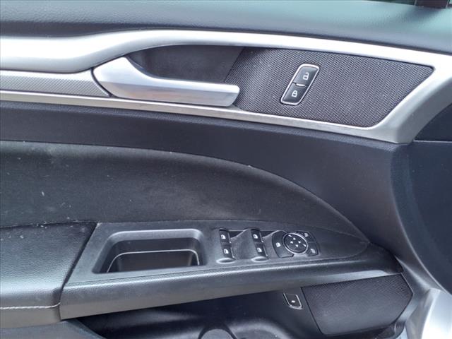 2020 Ford Fusion Hybrid SE