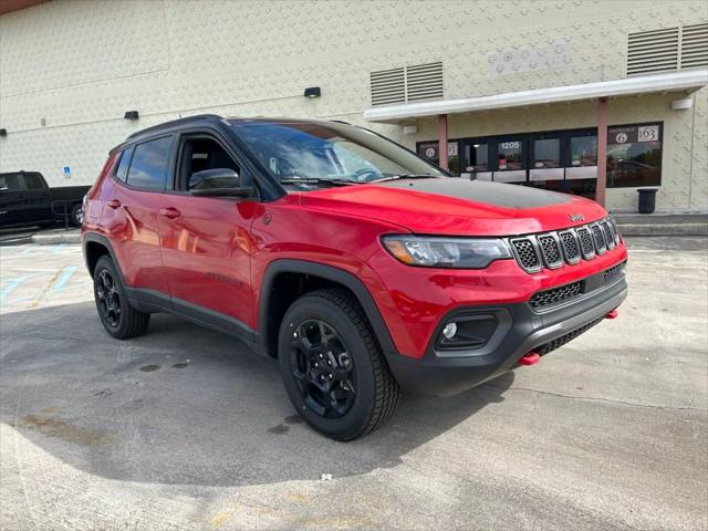 2024 Jeep Compass COMPASS TRAILHAWK 4X4