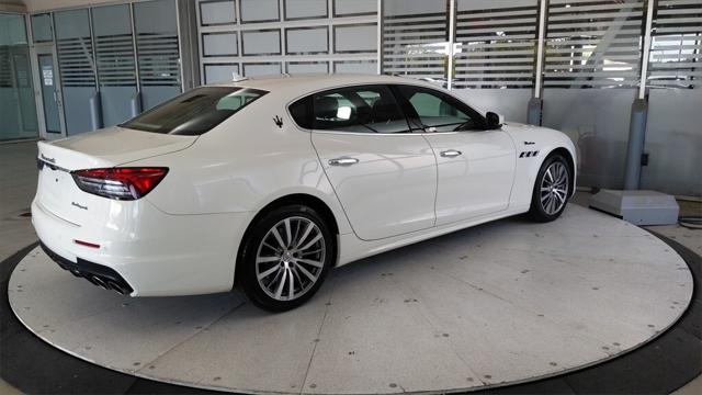 2022 Maserati Quattroporte Modena