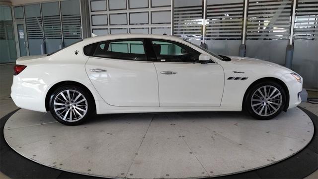 2022 Maserati Quattroporte Modena