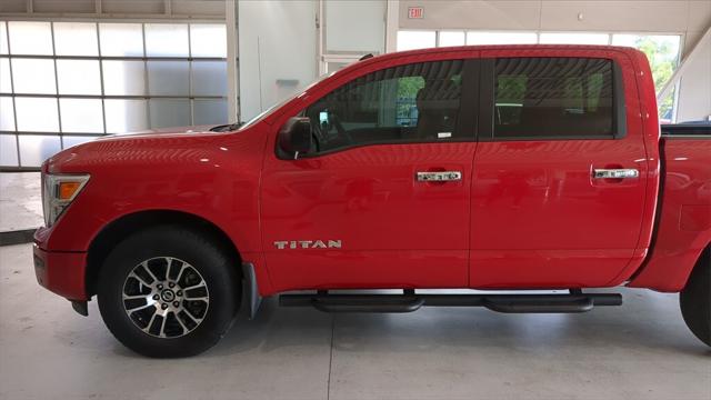 2021 Nissan Titan Crew Cab SV 4x4