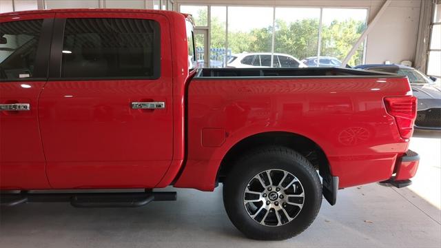 2021 Nissan Titan Crew Cab SV 4x4