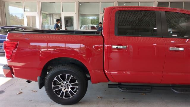 2021 Nissan Titan Crew Cab SV 4x4