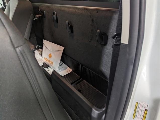 2023 Ram 1500 Classic Tradesman Regular Cab 4x4 8' Box