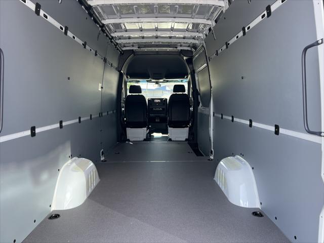 2023 Mercedes-Benz Sprinter 2500 High Roof 4-Cyl Diesel HO