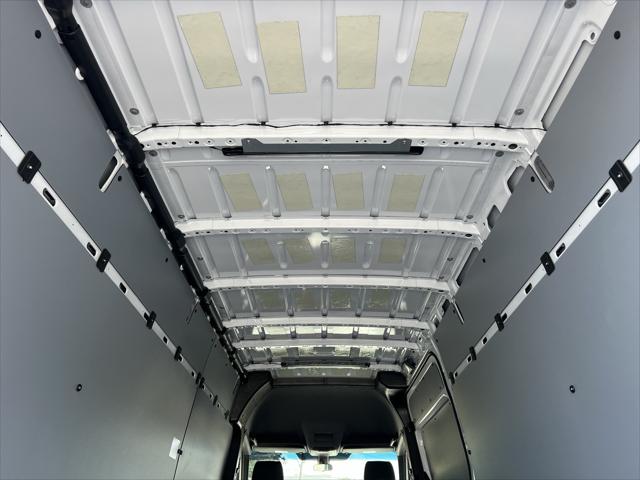 2023 Mercedes-Benz Sprinter 2500 High Roof 4-Cyl Diesel HO