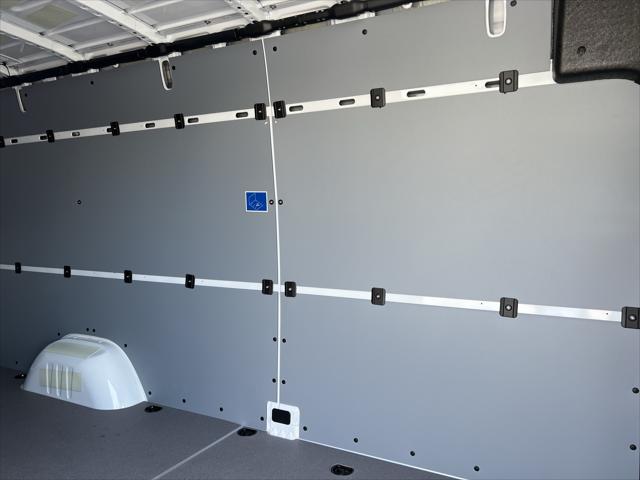 2023 Mercedes-Benz Sprinter 2500 High Roof 4-Cyl Diesel HO