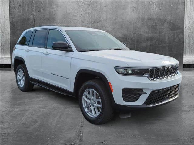 2024 Jeep Grand Cherokee GRAND CHEROKEE LAREDO X 4X2
