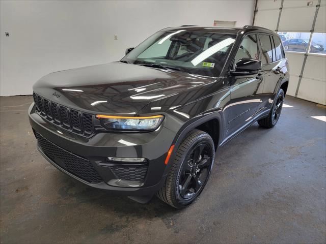 2024 Jeep Grand Cherokee GRAND CHEROKEE LIMITED 4X4