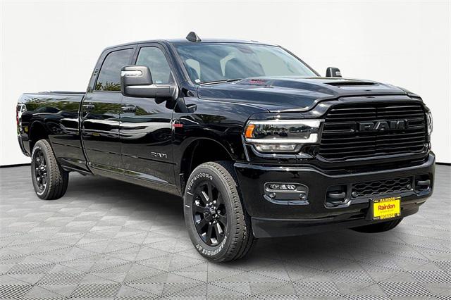 2024 RAM Ram 3500 RAM 3500 LARAMIE CREW CAB 4X4 8 BOX